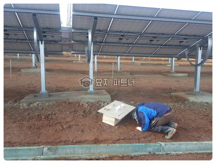 고흥 묘지이장 현장 사진 - 고흥군 태양광 부지에서 무연고 묘지라 불리는 무연분묘 처리 방법과 비용