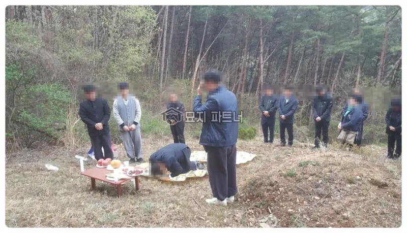 대구 대구 시내 묘지이장 현장 사진 - 대구 묘지이장 육탈되지 않은 시신을 운구하여 모시는 방법