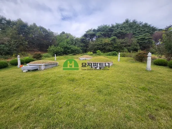 예산 묘지이장 현장 사진 - 예산 묘지이장, 기존 산소를 가족납골묘로 모을 때 무엇부터 준비할까?