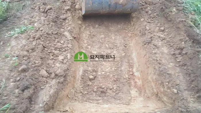 정읍 묘지이장 현장 사진 - 정읍 윤달 산소이장 대행업체가 하는 일